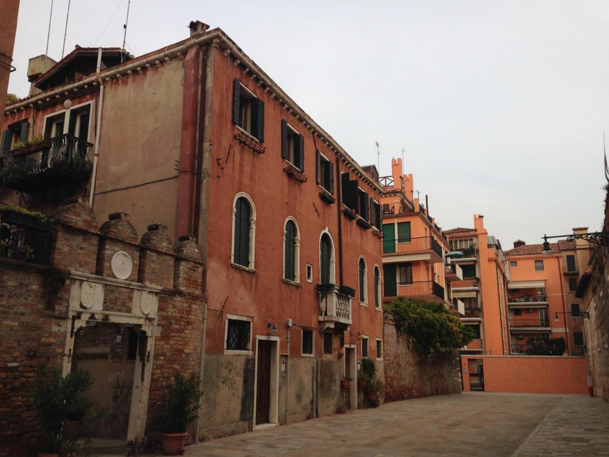 Locazione Turistica Corte Vecchia Bed & Breakfast Venice Exterior photo